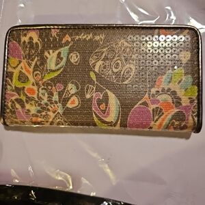 Sakroots Wallet Peace Birds NEW WITHOUT TAGS
